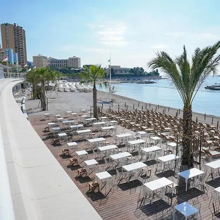 Near Forum Grimaldi And Beach. Bnbrickeys. Apartament *